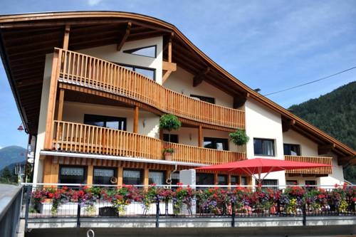 Imagen general del Hotel Adlerpension. Foto 2