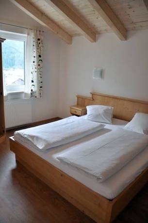 Imagen general del Hotel Adlerpension. Foto 7