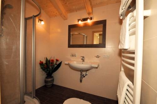 Imagen general del Hotel Adlerpension. Foto 9