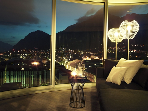 Imagen de los interiores del Hotel Adlers. Foto 14