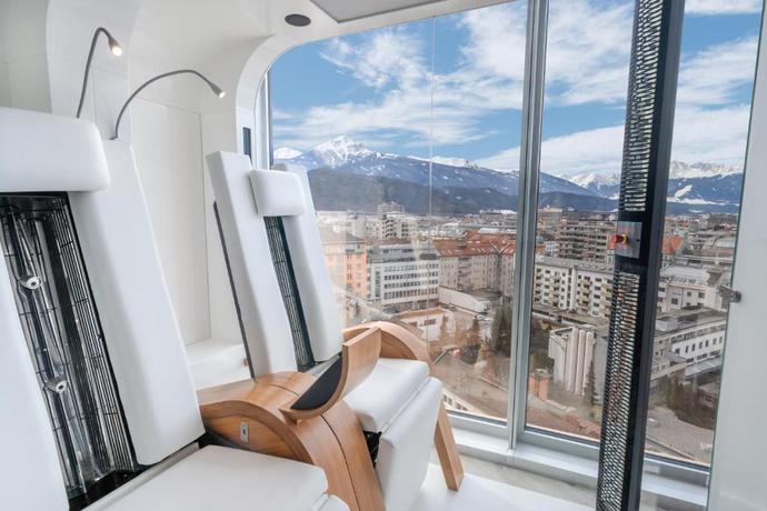 Imagen de los interiores del Hotel Adlers. Foto 18