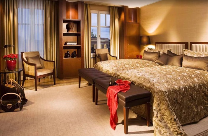 Imagen de la habitación del Hotel Adlon Kempinski Berlin. Foto 13