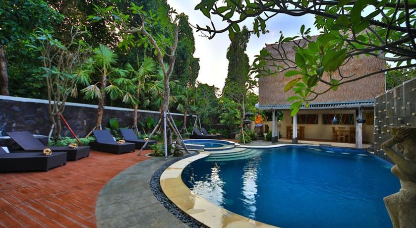 Imagen de la piscina del Hotel Adma Umalas. Foto 17