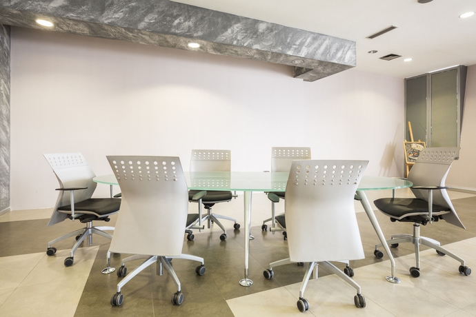 Imagen de los interiores del Hotel Admiral Arena. Foto 14