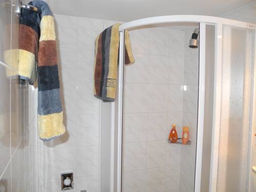 Imagen de la habitación del Hotel Admiral Botel. Foto 5