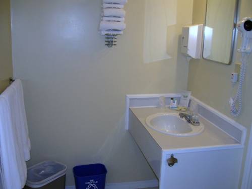 Imagen de la habitación del Hotel Admiral Digby Inn. Foto 5