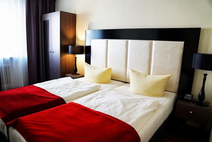 Imagen de la habitación del Hotel Admiral, Frankfurt. Foto 15