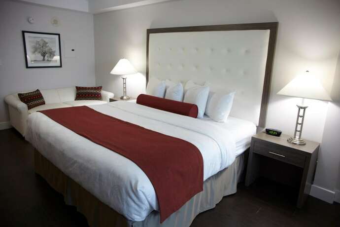 Imagen general del Hotel Admiral Inn Mississauga Toronto. Foto 10