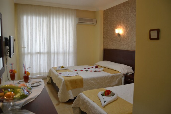 Imagen de la habitación del Hotel Admiral, Kizkalesi. Foto 6