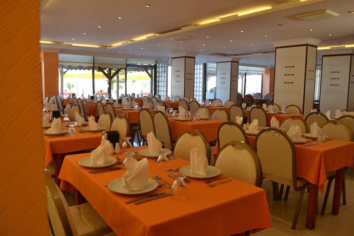 Imagen del bar/restaurante del Hotel Admiral, Kizkalesi. Foto 2