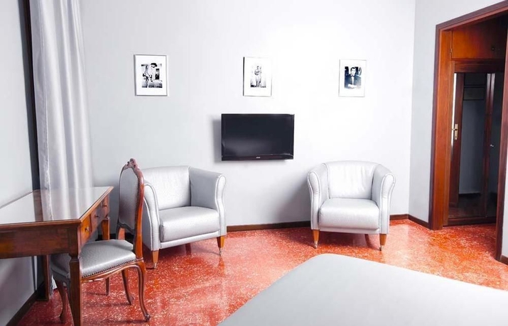 Imagen de la habitación del Hotel Admiral, Milán. Foto 4