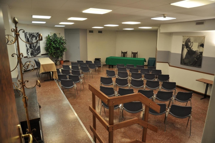 Imagen de los interiores del Hotel Admiral, Milán. Foto 13