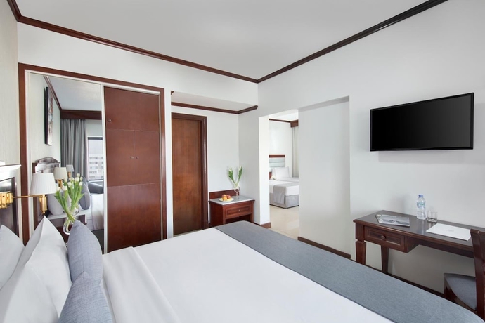 Imagen de la habitación del Hotel Admiral Plaza Dubai. Foto 11