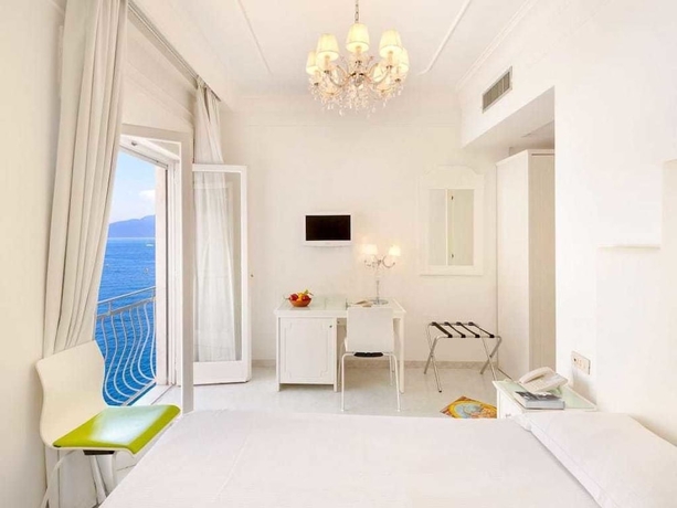 Imagen de la habitación del Hotel Admiral, Sorrento. Foto 7