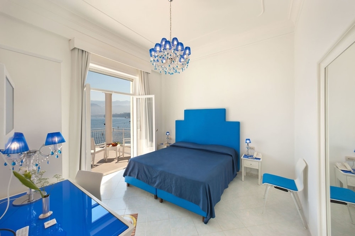 Imagen de la habitación del Hotel Admiral, Sorrento. Foto 10