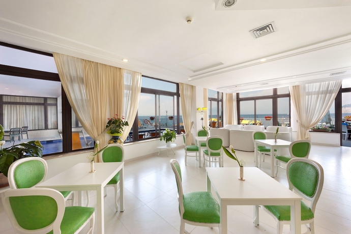 Imagen del bar/restaurante del Hotel Admiral, Sorrento. Foto 2