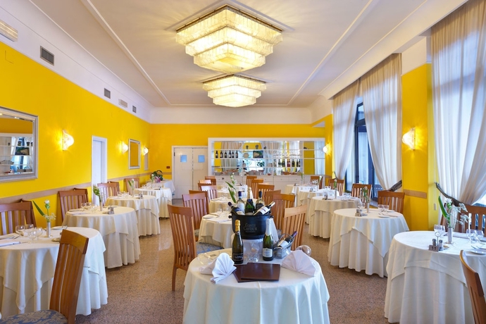 Imagen del bar/restaurante del Hotel Admiral, Sorrento. Foto 3