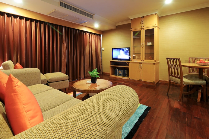 Imagen de los interiores del Hotel Admiral Suites. Foto 11