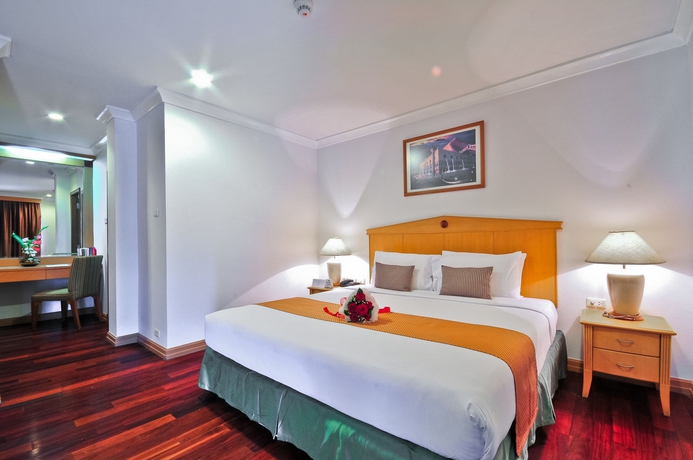 Imagen de la habitación del Hotel Admiral Suites. Foto 3