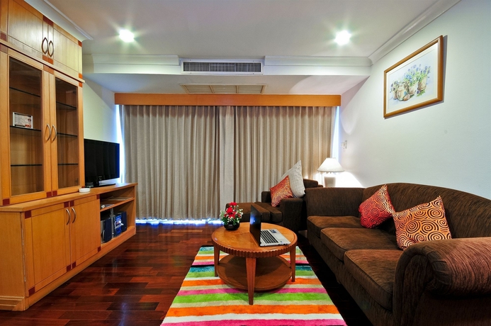 Imagen de los interiores del Hotel Admiral Suites. Foto 14