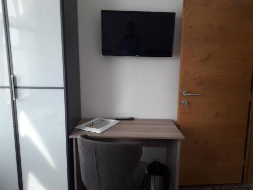 Imagen de la habitación del Hotel Admiral, Vinkovci. Foto 6