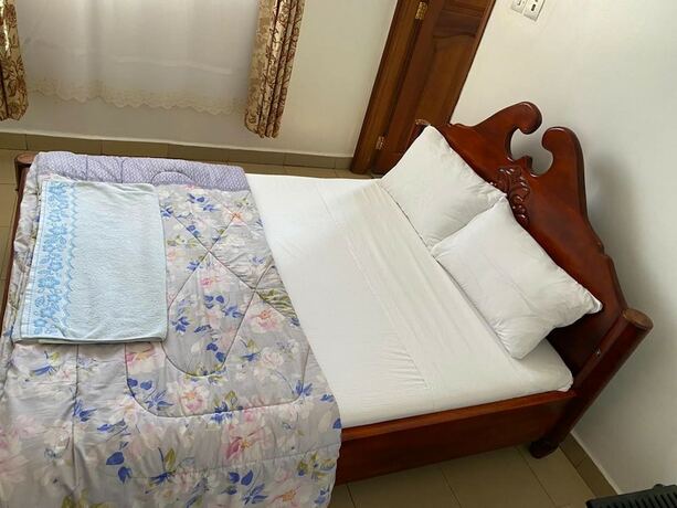 Imagen de la habitación del Hotel Admiral hotel, Kampala. Foto 17