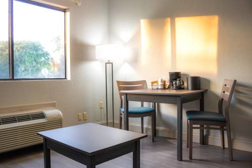 Imagen de la habitación del Hotel Admiral's Inn On Tybee Island. Foto 5