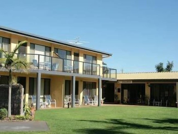 Imagen general del Hotel Admirals Lodge. Foto 2