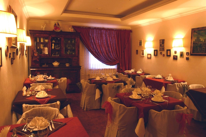 Imagen del bar/restaurante del Hotel Admiralteyskaya. Foto 2