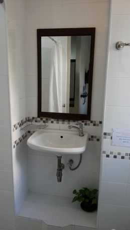 Imagen de la habitación del Hotel Admire House. Foto 9