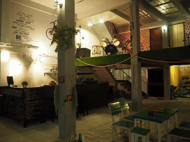 Imagen de los interiores del Hotel Admire Thonburi. Foto 13