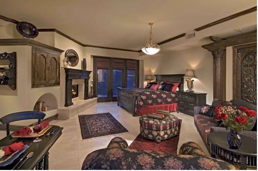 Imagen de la habitación del Hotel Adobe Grand Villas. Foto 8