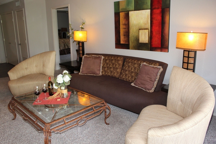 Imagen de la habitación del Hotel Adobe Village Inn. Foto 16