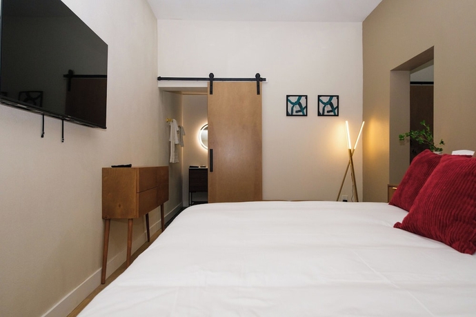 Imagen de la habitación del Hotel Adobe inn, Monterey Park. Foto 16
