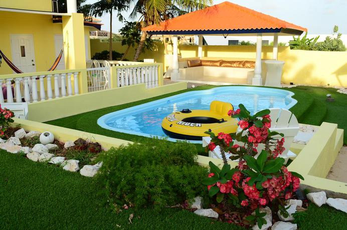 Imagen de la piscina del Hotel Adonai Boutique. Foto 7