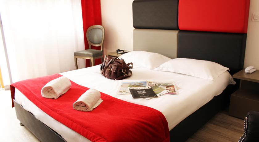 Imagen de la habitación del Hotel Adonis Aix-en-provence. Foto 2