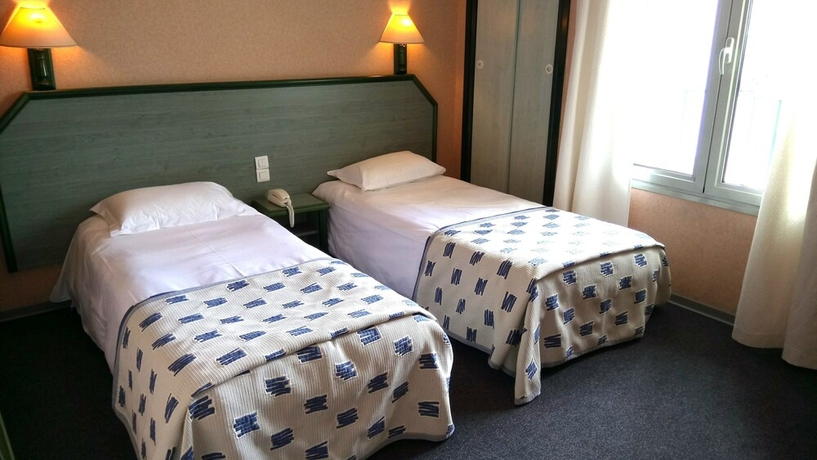 Imagen de la habitación del Hotel Adonis Aleria L'atrachjata. Foto 5