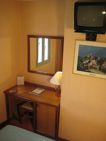 Imagen de la habitación del Hotel Adonis Aleria L'atrachjata. Foto 10