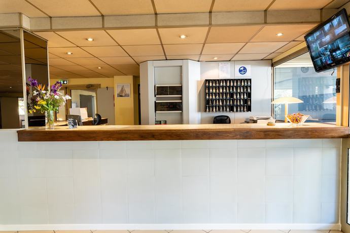 Imagen de los interiores del Hotel Adonis Cannes - Hotel Thomas. Foto 16