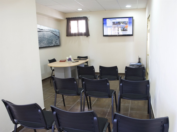 Imagen de los interiores del Hotel Adonis Capital. Foto 12