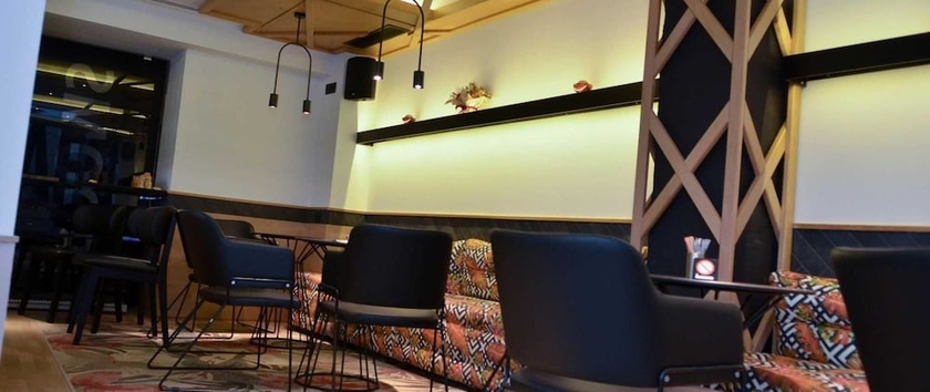 Imagen de los interiores del Hotel Adonis City. Foto 19