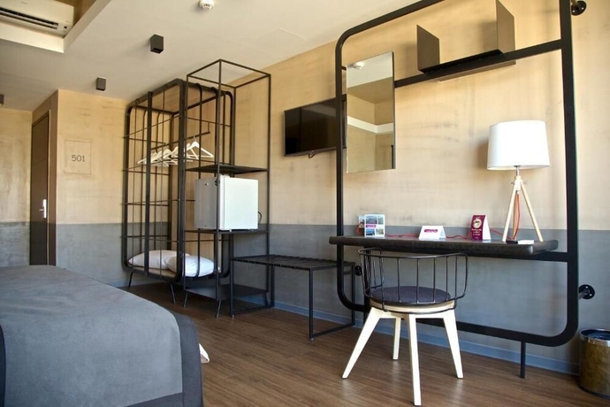 Imagen de la habitación del Hotel Adonis City. Foto 12