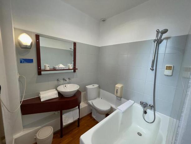 Imagen general del Hotel Adonis Cottage La Baule. Foto 4