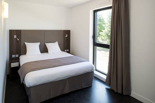 Imagen de la habitación del Hotel Adonis Dijon Maison Internationale. Foto 11