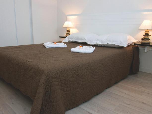 Imagen general del Hotel Adonis Grandcamp - Les Isles De Sola. Foto 8