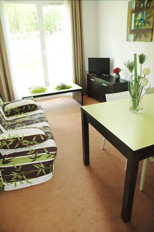 Imagen de la habitación del Hotel Adonis Honfleur. Foto 5