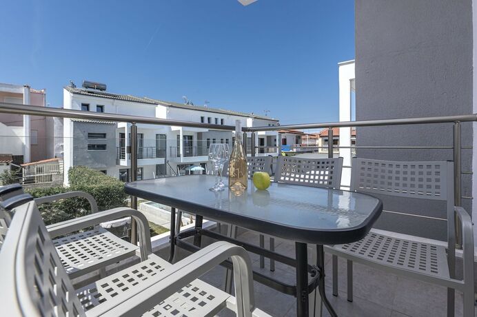 Imagen de la habitación del Hotel Adonis Luxury Village. Foto 17