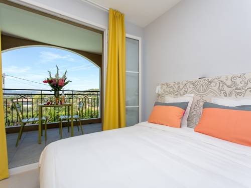 Imagen de la habitación del Hotel Adonis Mougins. Foto 6