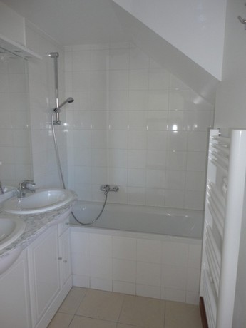 Imagen de la habitación del Hotel Adonis Valberg. Foto 4