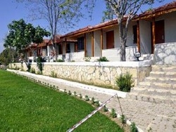 Imagen de los exteriores del Hotel Adora Calma Beach. Foto 7